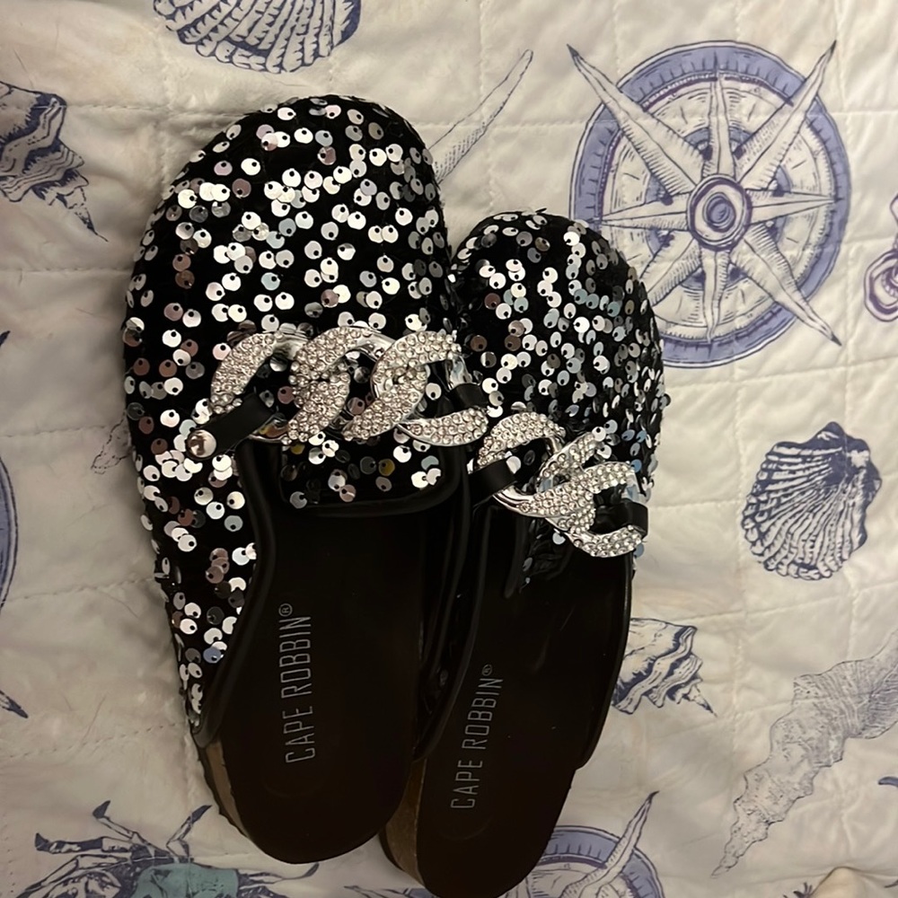 Cape Robbin buckle mules